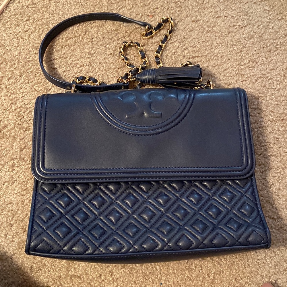 SALE!!! Tory Burch Fleming Convertible Shoulder Bag